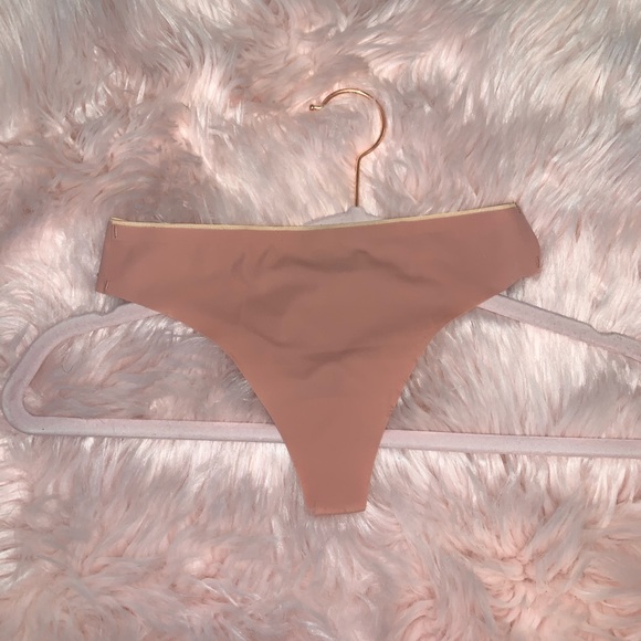 Nadhenri&co seamless thong - Picture 4 of 6